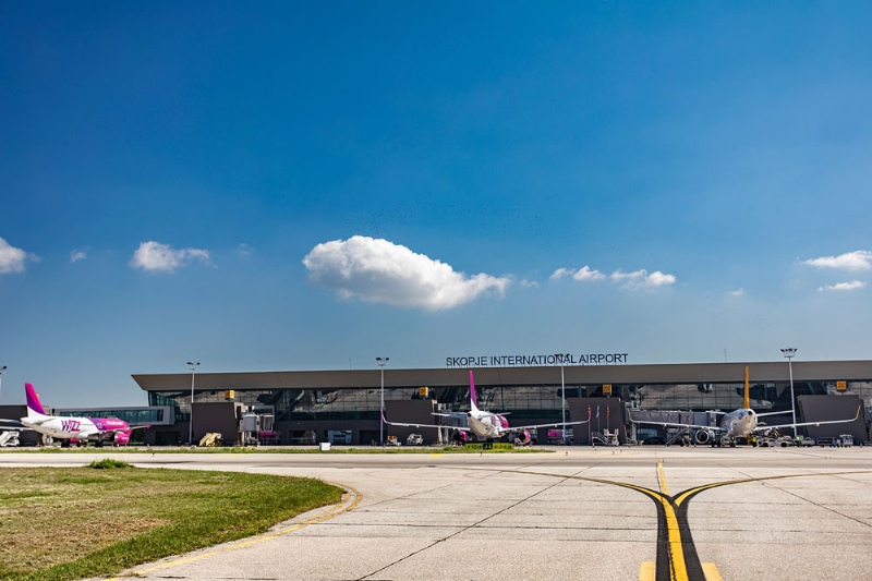 „ТАВ Македонија“: „Рехабилитацијата на пистата на скопскиот аеродром почнува на 28 март и ќе трае 50 дена без затворање на аеродромот“
